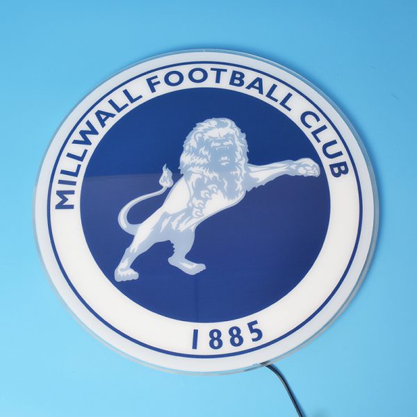 MIL FC Badge LED 15 inches (38cm)