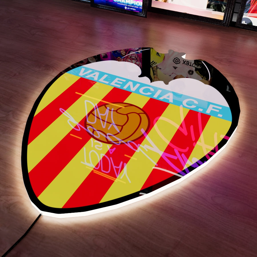 Valencia Badge LED Wall light