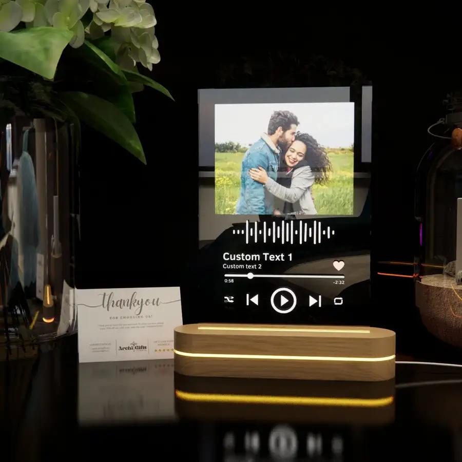 Personalized Heart-shaped Bedside Lamp - N06