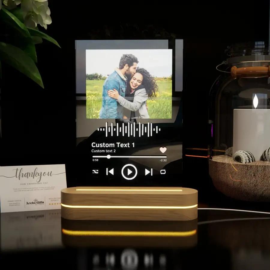 Personalized Heart-shaped Bedside Lamp - N06